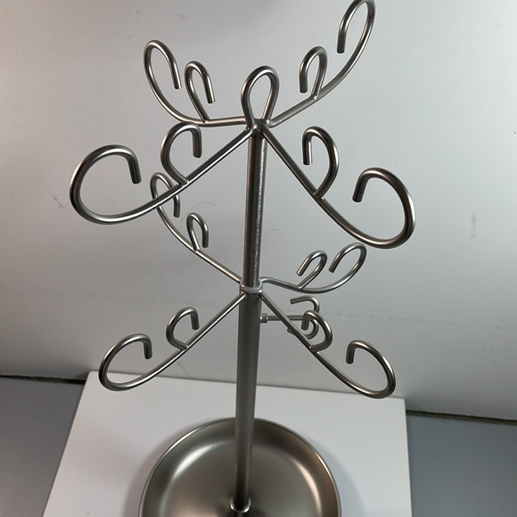 Umbra design Joel Yatscoff silver color metal jewelry display organizer holder - Picture 5 of 9